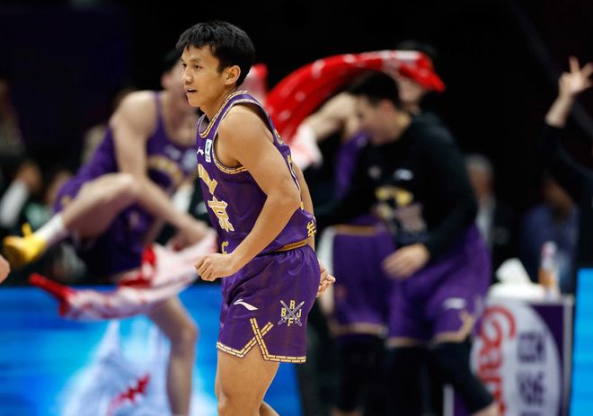 2023年CBA选秀大会北控男篮选中草根选手矣进宏的职业生涯回顾与展望