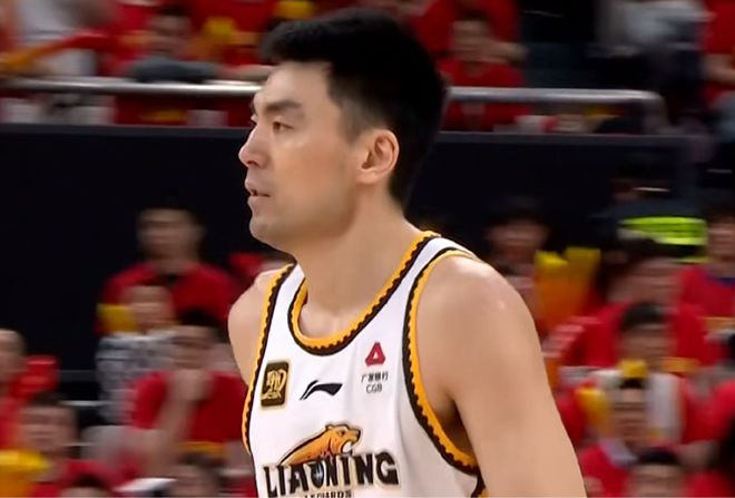 2025年CBA四强G1：广厦首节34-22大胜辽宁，朱俊龙奈特联手暴走