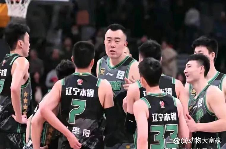 CBA季后赛半决赛浙江方兴渡109-90大胜辽宁本钢，布朗24分领衔