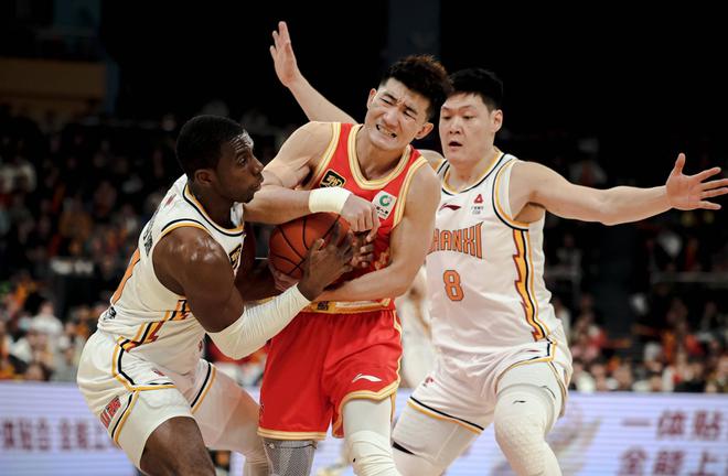 辽宁队90-109惨败广厦队，杨鸣王朝崩塌原因深度解析