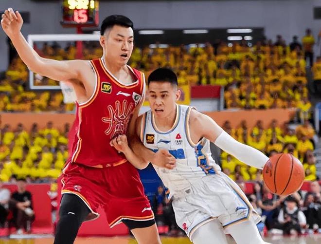 CBA 季后赛半决赛山西 vs 北京 G1：北京男篮末节爆发 102:94 先下一城